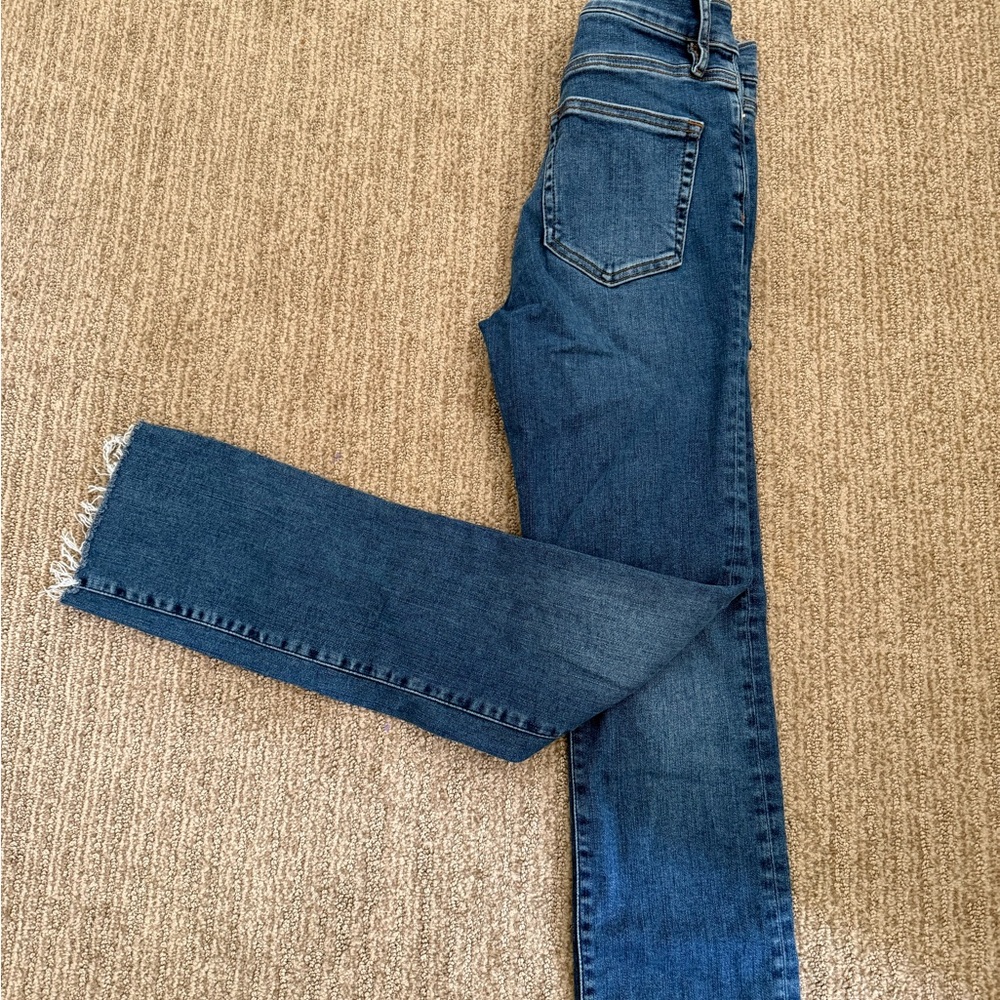 Frame Denim Straight-Leg Jeans in Mid Blue